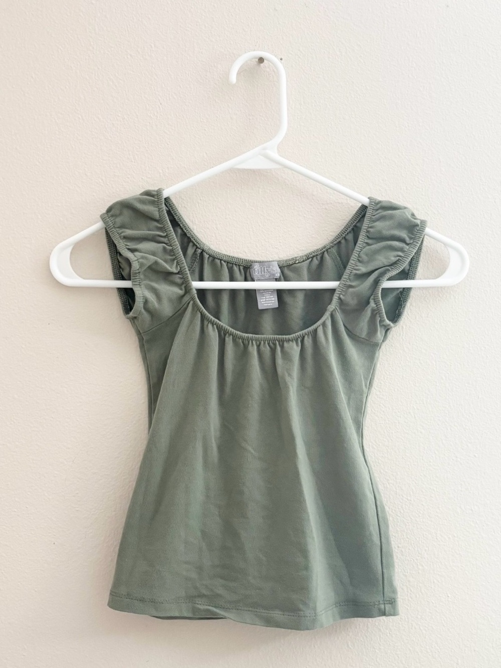 5/$15 🩷 Tilly's Olive Green Scoop Neck Off The Shoulder Crop Top